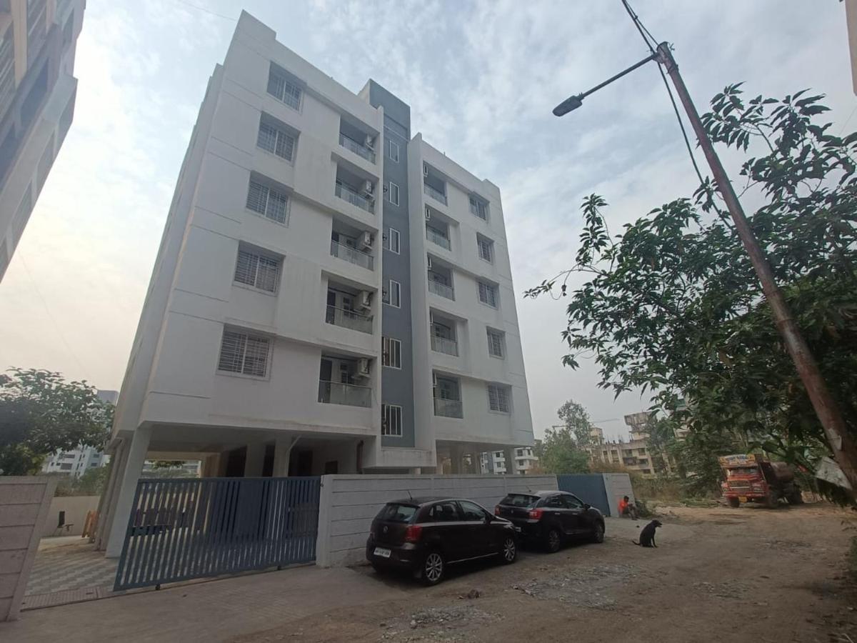 Service Apartments, Baner, Poona Buitenkant foto